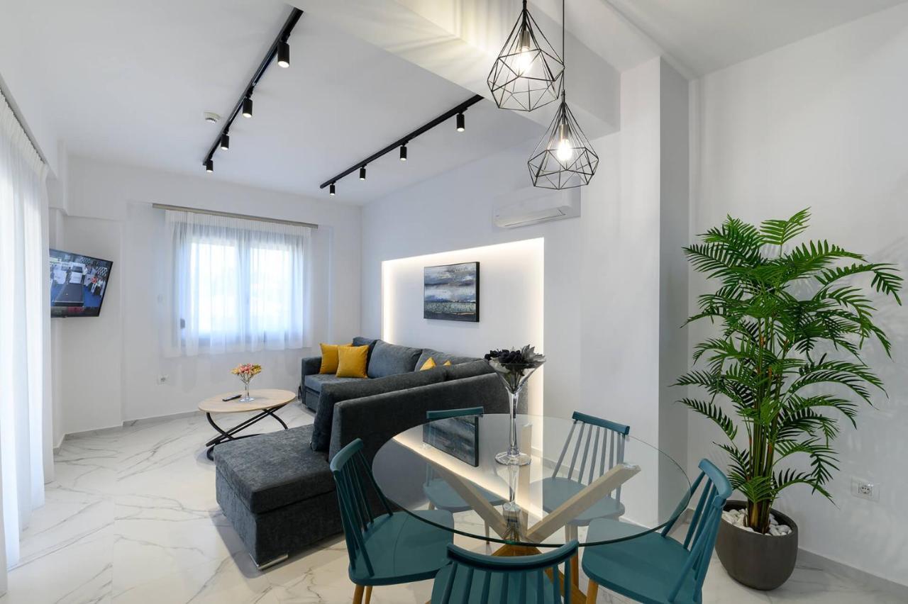 Momento Luxury Apartments Walking Distance From The Beach Nikiana Eksteriør billede